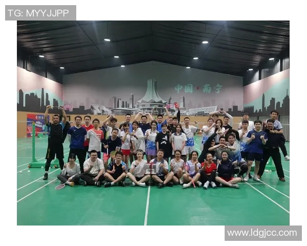 羽毛球战术解析：上海羽毛球队灵活转换体系的深度剖析与应用